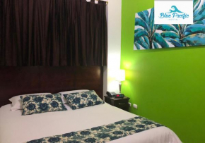 Отель Hostal Blue Pacific  Манта